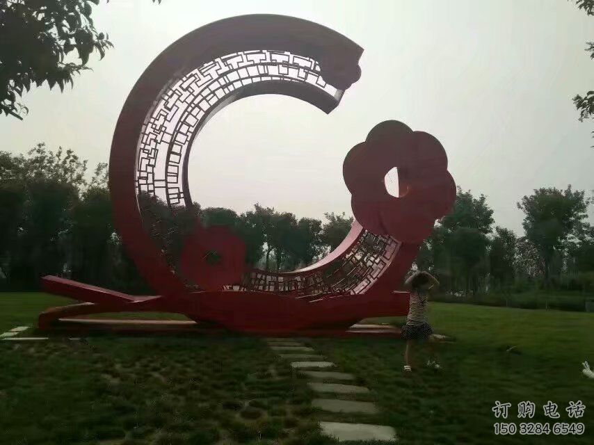 鏤空花環雕塑廠家 園林小品 大型不銹鋼花環雕塑廠