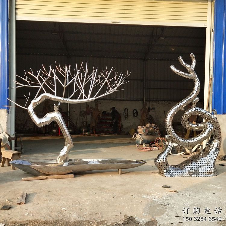 鍛造松樹雕塑廠家 公園仿真小品 戶外不銹鋼松樹雕塑價格