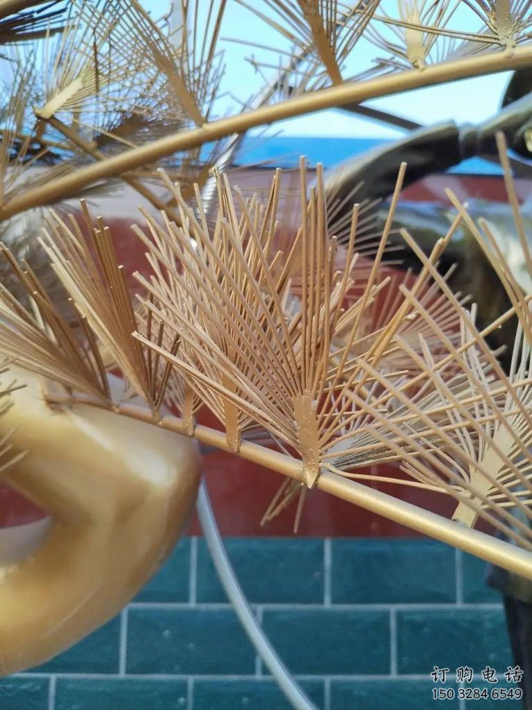 烤漆迎客松雕塑廠家 創意小品 戶外不銹鋼迎客松雕塑制作