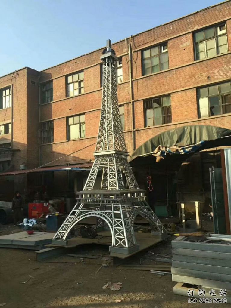 現(xiàn)代塔雕塑廠家 大型別墅區(qū)擺件 鏤空不銹鋼塔雕塑廠