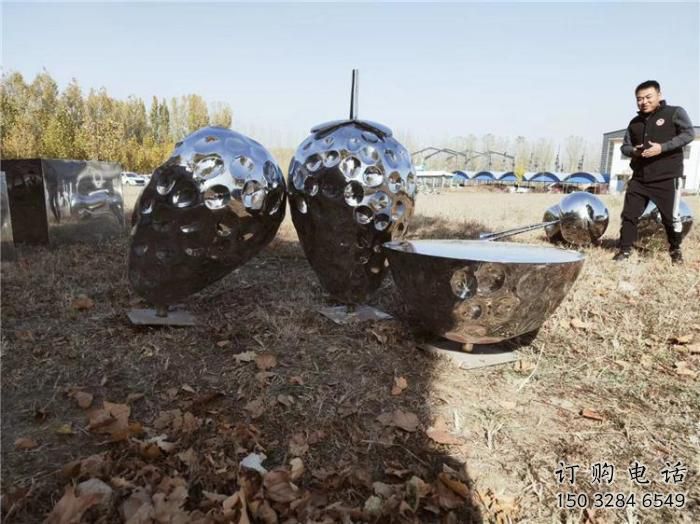 現代草莓雕塑廠家 大型擺件 仿真不銹鋼草莓雕塑廠