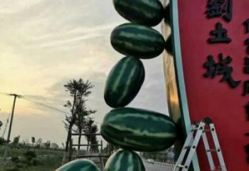 抽象西瓜雕塑廠家 公園小品 戶外不銹鋼西瓜雕塑工廠