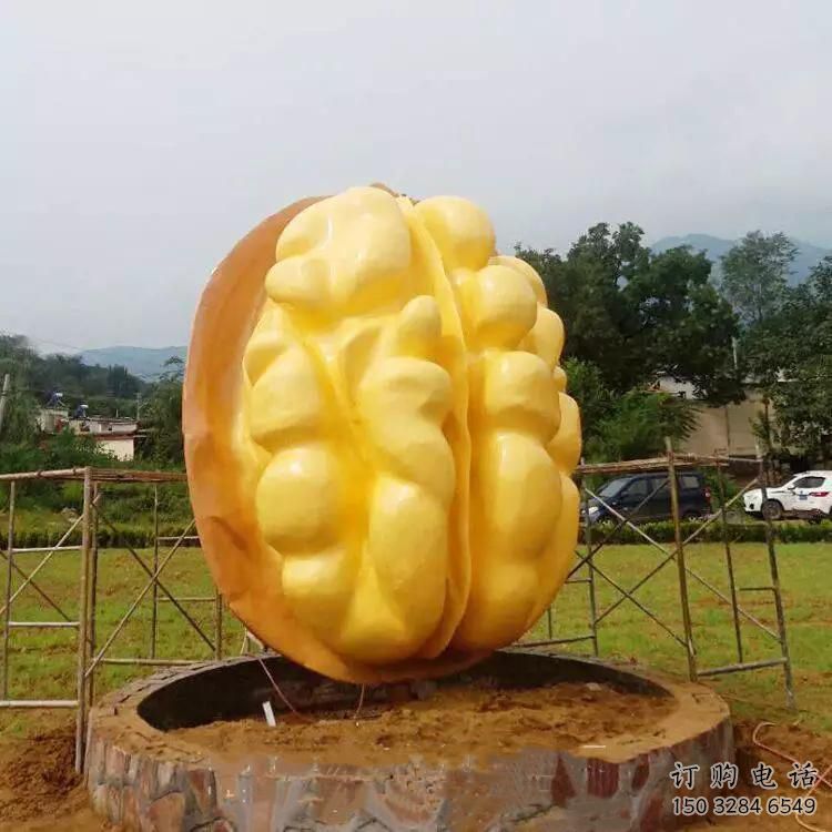 幾何核桃雕塑廠家 公園小品 廣場(chǎng)核桃雕塑定制