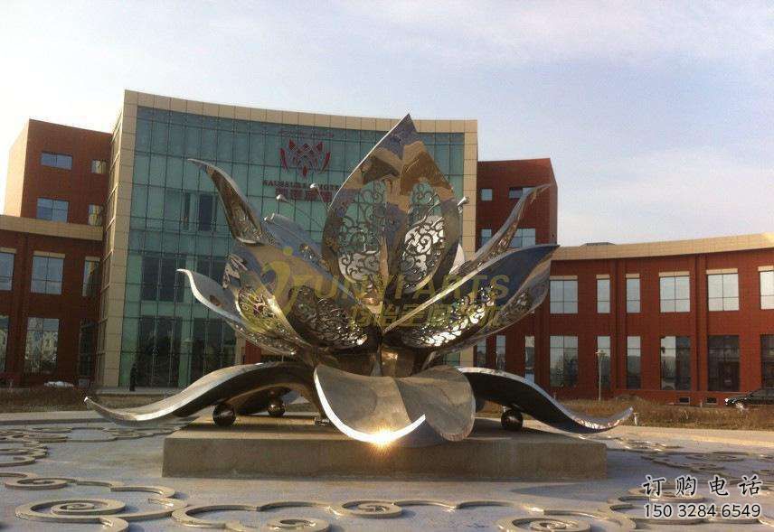 現代并蒂蓮雕塑廠家 大型別墅區擺件 鏤空不銹鋼并蒂蓮雕塑廠