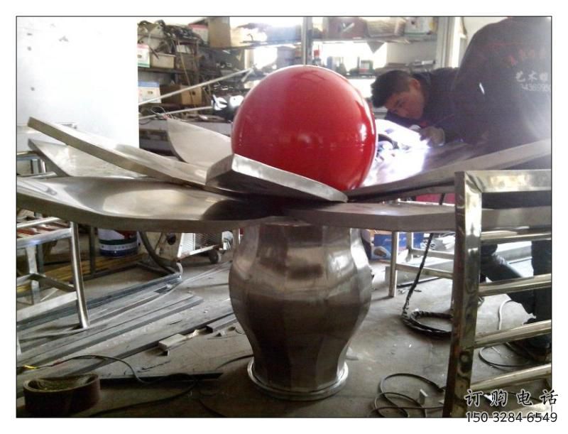 公園并蒂蓮雕塑廠(chǎng)家 戶(hù)外擺件 創(chuàng)意不銹鋼并蒂蓮雕塑定制