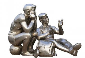 大型學(xué)生雕塑廠家 鍛造小品 創(chuàng)意不銹鋼學(xué)生雕塑制作