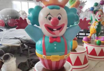 幼兒園小丑雕塑廠家 創(chuàng)意擺件  烤漆小丑雕塑廠