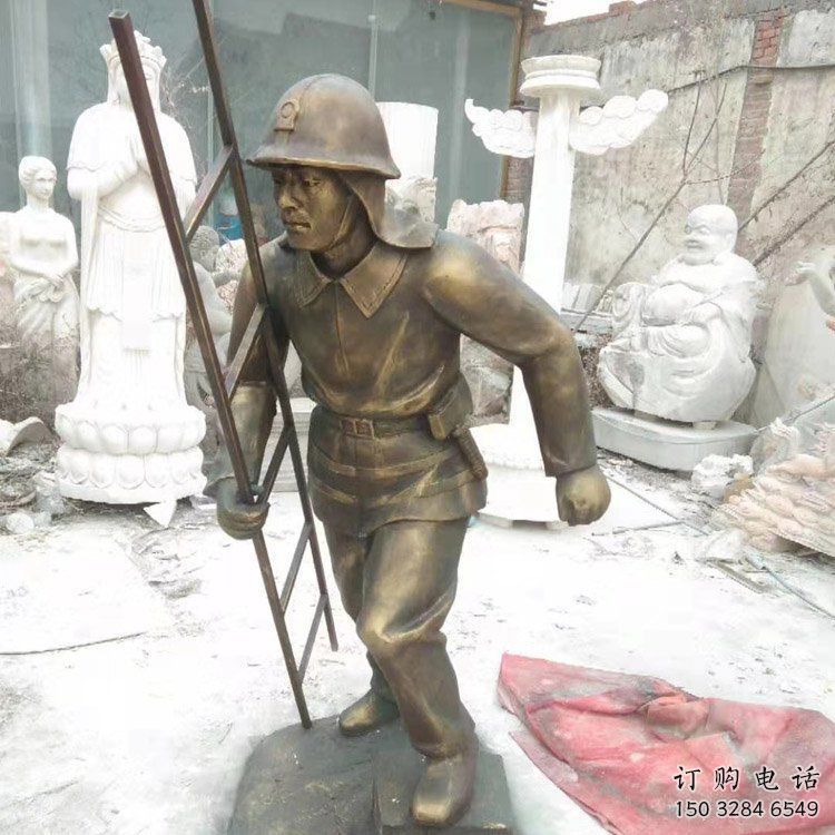 烤漆消防員雕塑廠家  創意小品  戶外消防員雕塑工廠