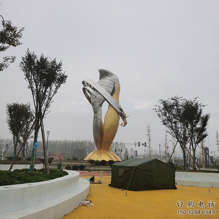 創(chuàng)意雙魚雕塑廠家  現(xiàn)代小品 公園不銹鋼雙魚雕塑