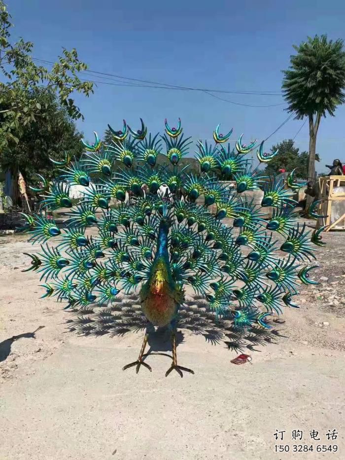 預(yù)定城市孔雀雕塑 風(fēng)景區(qū)彩繪雕塑 抽象擺件
