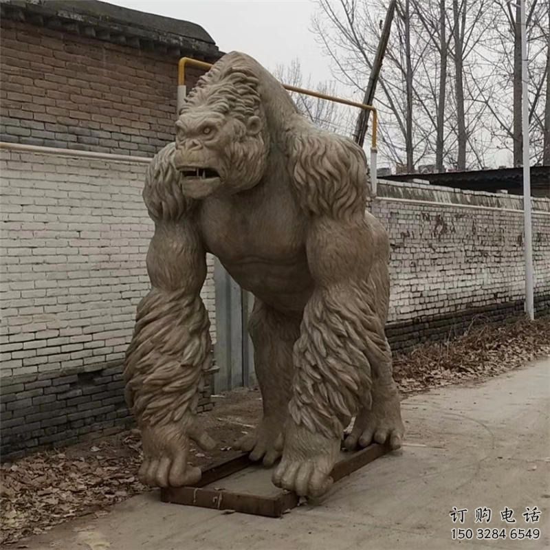 山東幼兒園猩猩雕塑，動物主題，仿古工藝