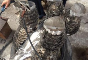 江蘇農村猩猩雕塑，發光主題，噴砂工藝