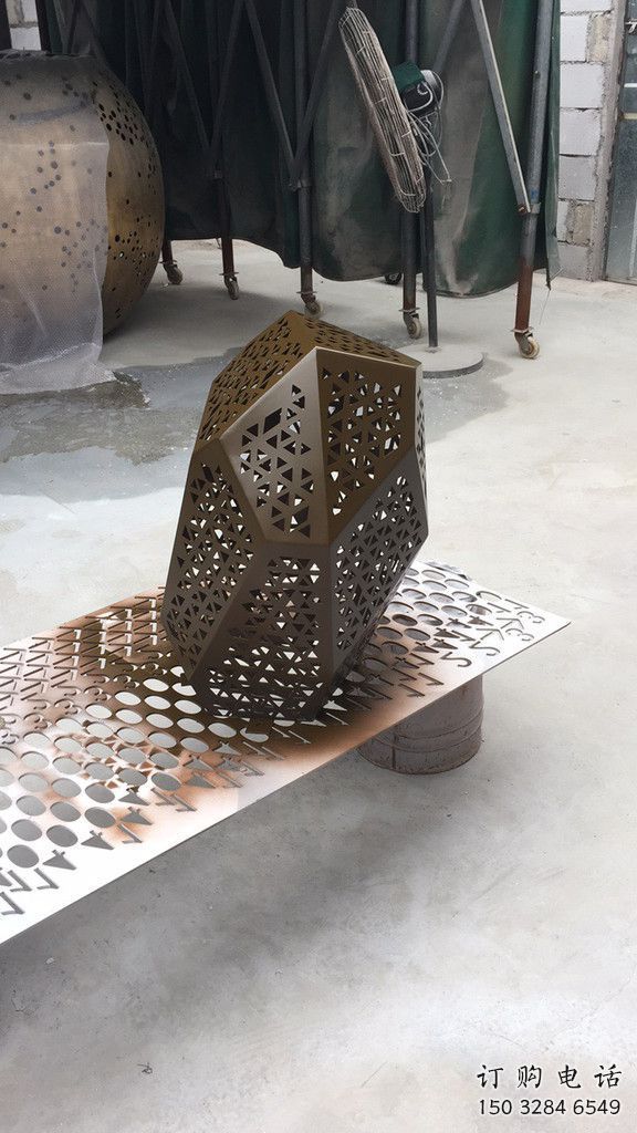 村口石塊雕塑 啞光景觀石雕塑 公園石頭雕塑廠家