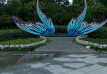 戶外大型翅膀雕塑廠家，拉絲景觀雕塑，抽象效果
