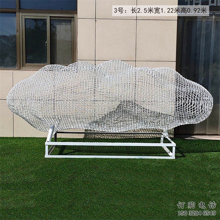 烤漆云梯雕塑 鋼管梯子雕塑 室內(nèi)云朵雕塑預(yù)定廠家