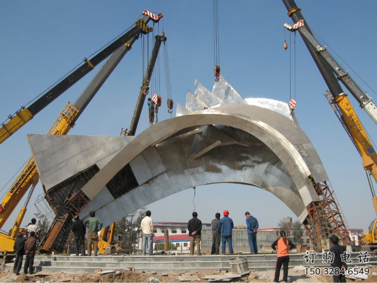 城市大門雕塑，不銹鋼材質制作，地標文化標識