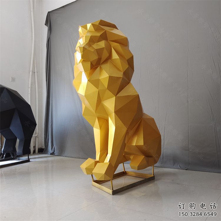 景觀獅子雕塑供應，切面動物雕塑，不銹鋼獅子雕塑供求