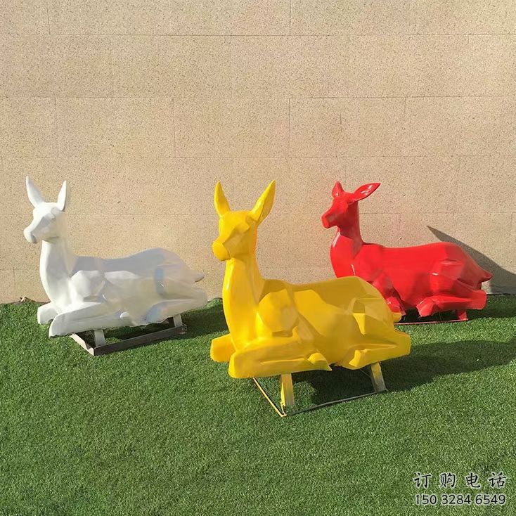景觀小鹿雕塑精選，陸地?cái)[件，公園烤漆小鹿雕塑精品
