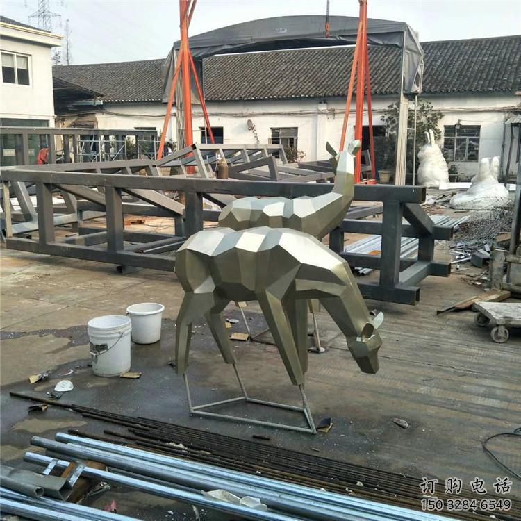 展示小鹿雕塑定制，小區雕塑，切面小鹿雕塑提供