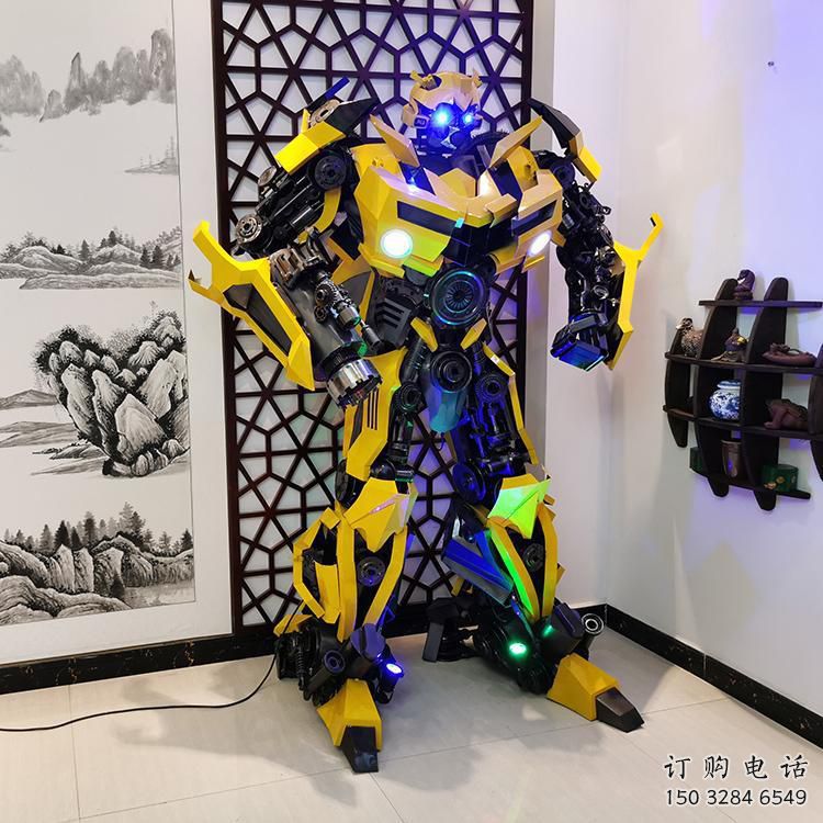 影視劇版機器人雕塑實景