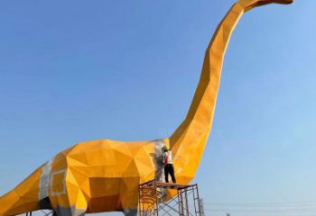 恐龍雕塑工廠優(yōu)選，城市裝飾，景觀烤漆恐龍雕塑供給