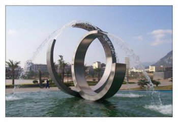 圓環噴泉雕塑廠家，地面旱地噴泉雕塑制作