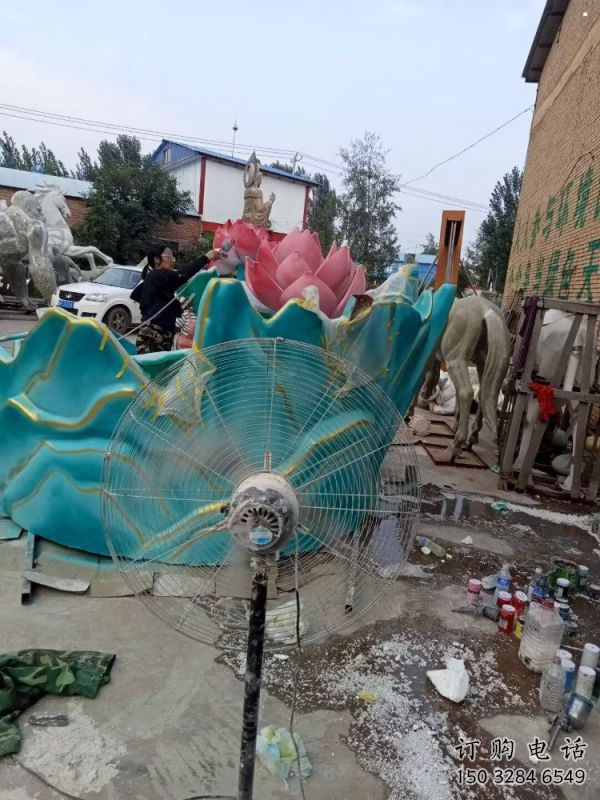 荷花雕塑生產，廣場雕塑，荷花雕塑展品