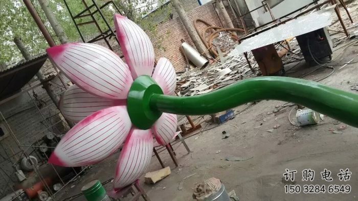 荷花雕塑選用，小區擺件，大型仿真荷花雕塑廠家