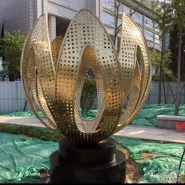 鏤空蓮花雕塑制作，市標(biāo)雕塑，燈光蓮花雕塑常用