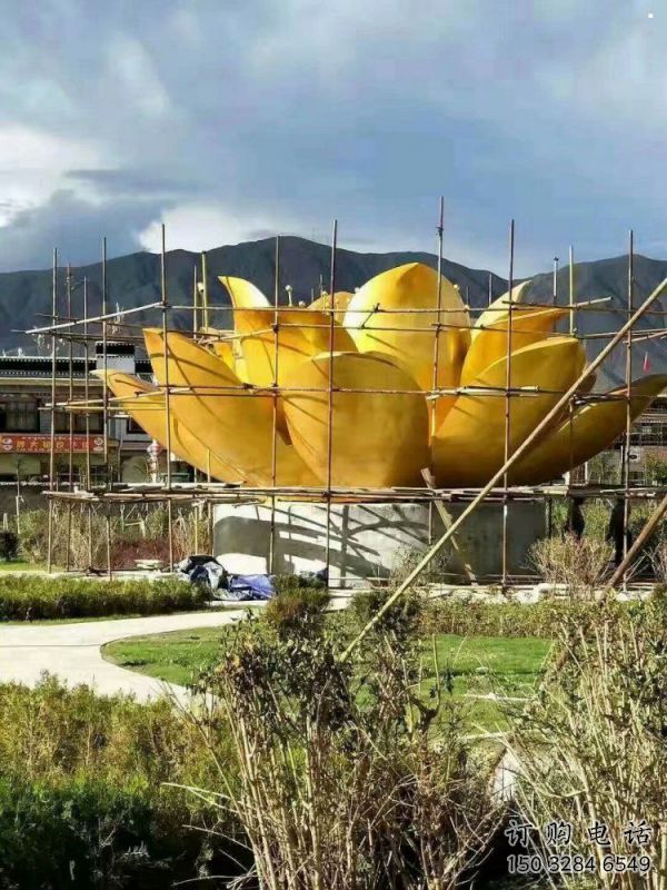 噴漆蓮花雕塑
