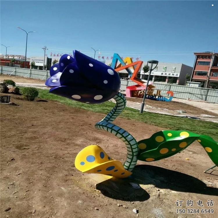 景觀喇叭花雕塑