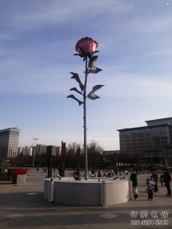 花朵月季雕塑承接，街景小品，月季花朵雕塑標志訂做