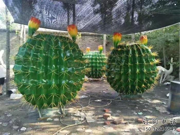 幾何仙人球雕塑