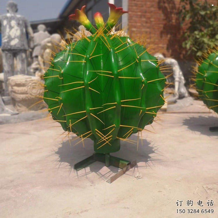 商場仙人掌雕塑