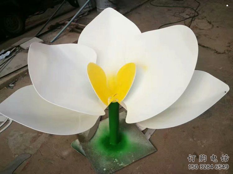 鍛造蘭花雕塑