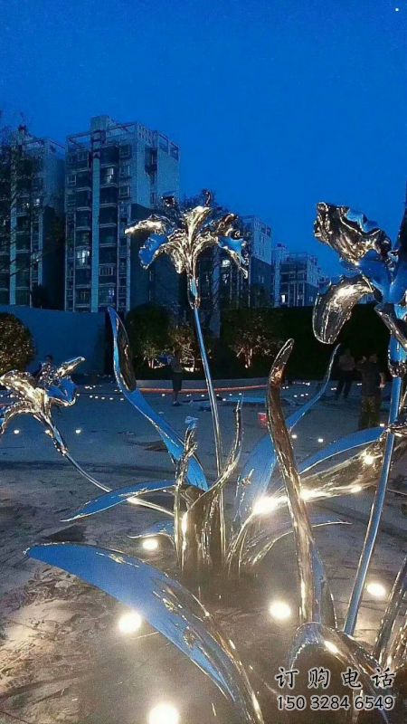 園林百合花雕塑