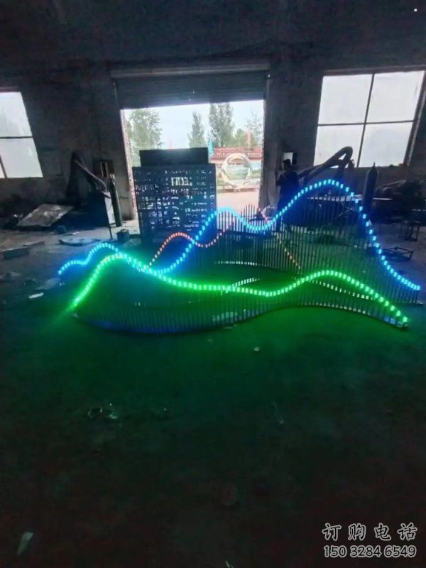 公園假山雕塑，噴砂發(fā)光雕塑，鍛造工藝