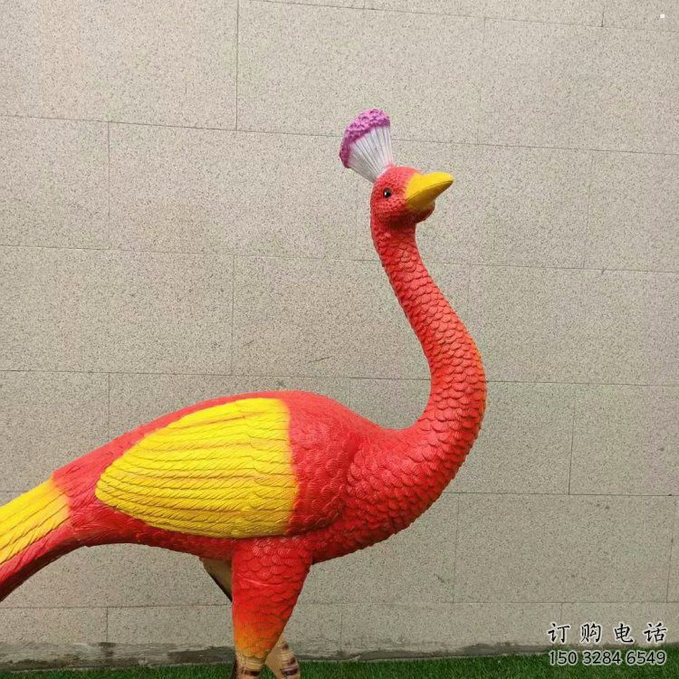 彩繪孔雀雕塑預定，小區擺件，仿真孔雀雕塑廠家精品?