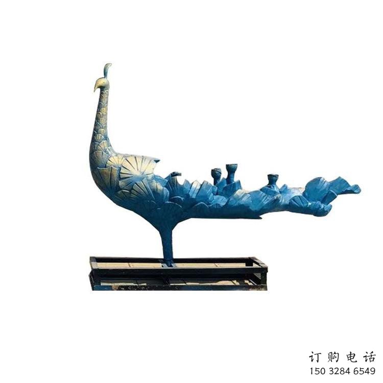 彩繪孔雀雕塑供求，景區(qū)案例，景觀仿古孔雀雕塑精選?