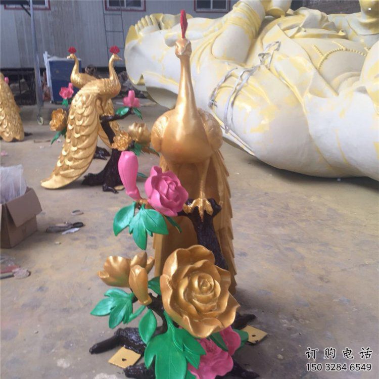 制造孔雀雕塑展品，黃銅材質(zhì)，銅孔雀雕塑廠家常用