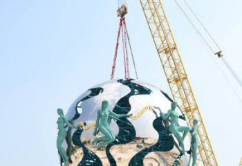 地球雕塑優選，陸地擺件，地球天使雕塑制作廠家