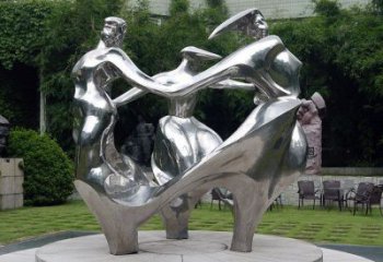 藝術地球雕塑承接，景區案例，公園地球天使雕塑定制