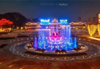 蓮花雕塑定制，景觀雕塑，廣場(chǎng)蓮花噴泉雕塑展品