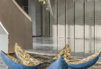 制造花瓣雕塑廠家，美陳組合，不銹鋼花瓣雕塑制作廠家