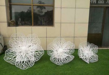 花朵雕塑優(yōu)價，藝術(shù)擺件，鏤空花朵雕塑指用廠家