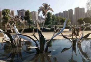 街道百合花雕塑