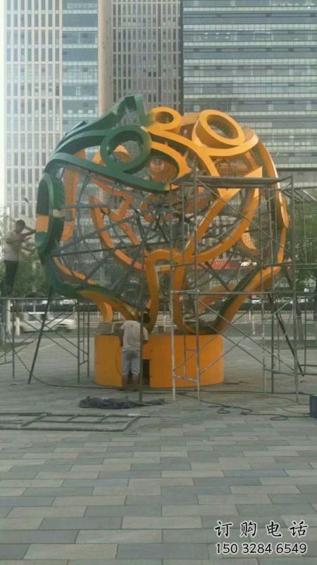 鏤空球雕塑定制，街頭雕塑，烤漆鏤空球雕塑制作
