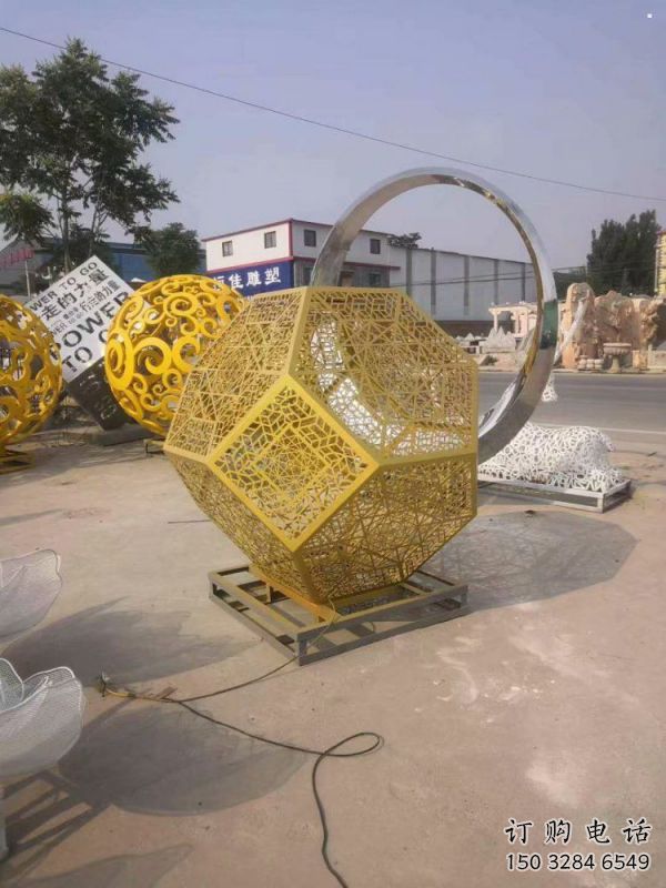 棱面球雕塑訂做，街道標(biāo)識(shí)，金屬鏤空棱面球雕塑定做