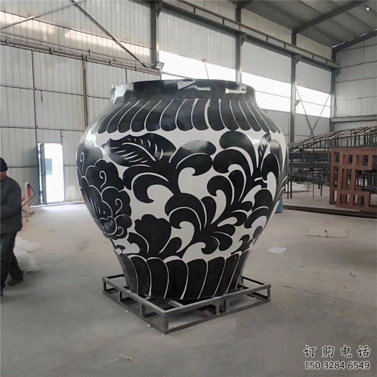 花瓶雕塑制造商，城市雕塑，玻璃鋼花瓶雕塑觀賞型