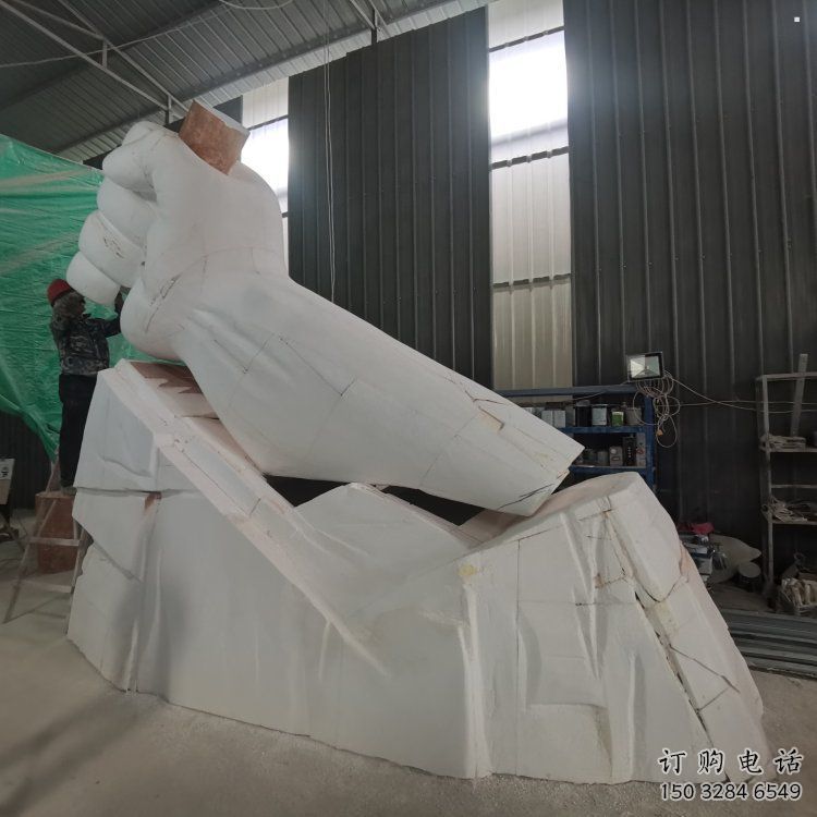 拳頭雕塑展品，公園小品，不銹鋼拳頭雕塑生產商